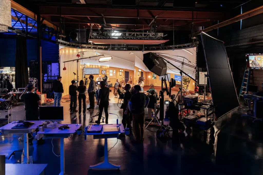 virtual-production-film-crew-shooting-commerical